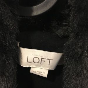 LOFT Jackets & Coats - LOFT black and white fur vest LOFT Jackets & Coats - LOFT black and white fur vest